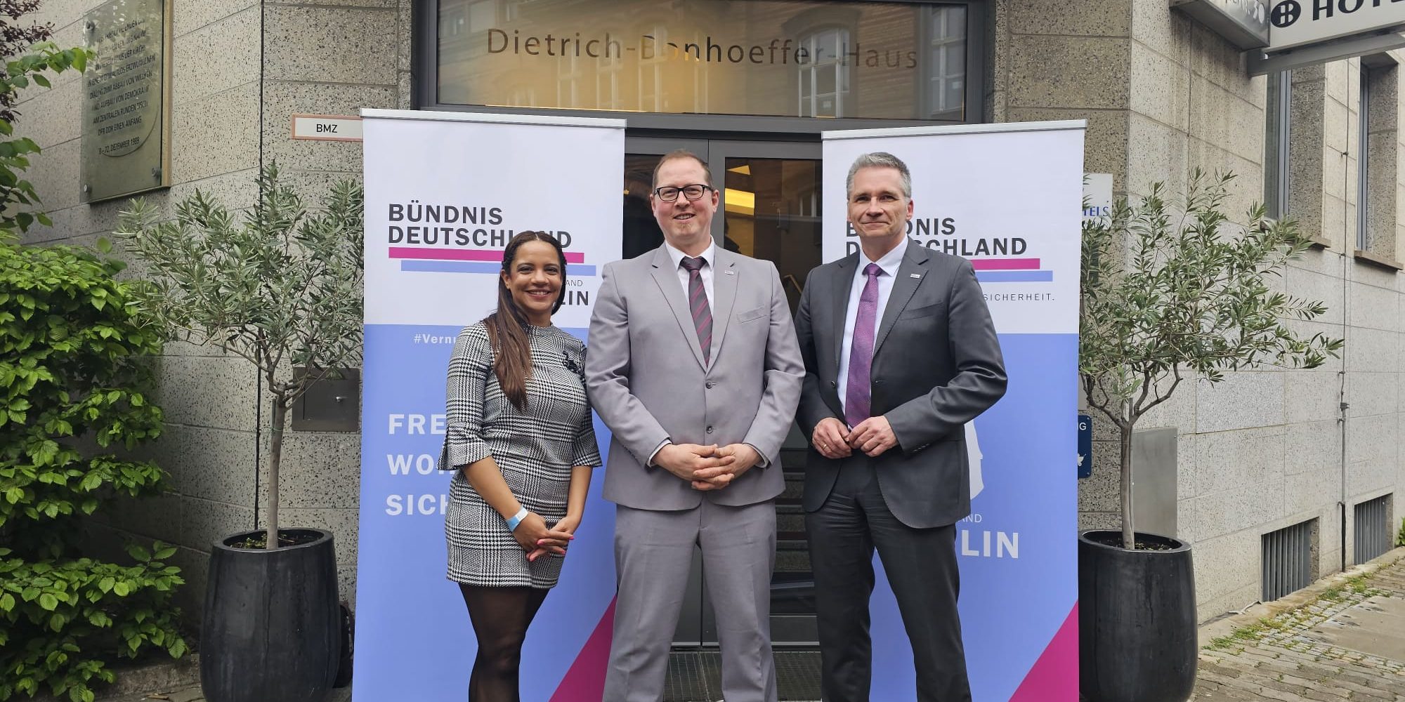 whatsapp image 2023 05 06 at 13.16.45(2) whatsapp image 2023 05 06 at 13.16.45(2)